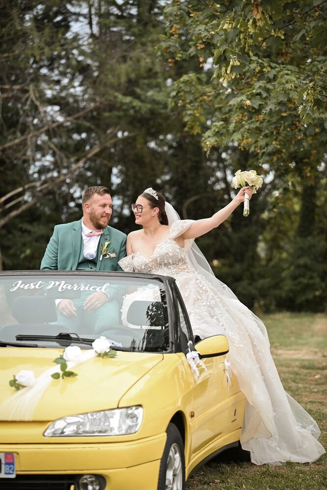 Clarisse et Dorian, fondateurs de Kréa Events, le jour de leur mariage